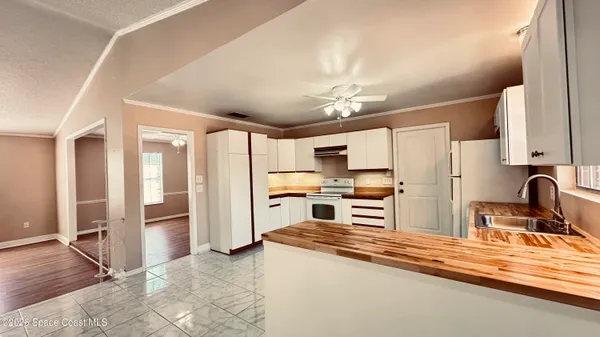 $2,700 | 301 Nesbitt Street, Palm Bay, FL 32907