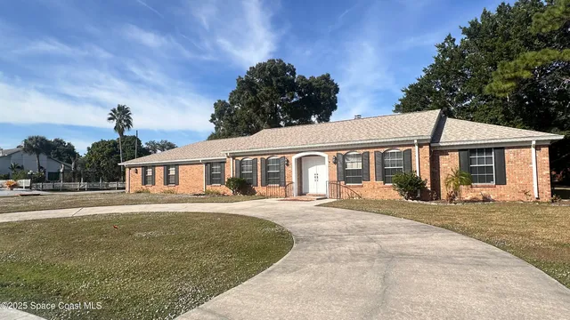 $2,700 | 301 Nesbitt Street, Palm Bay, FL 32907