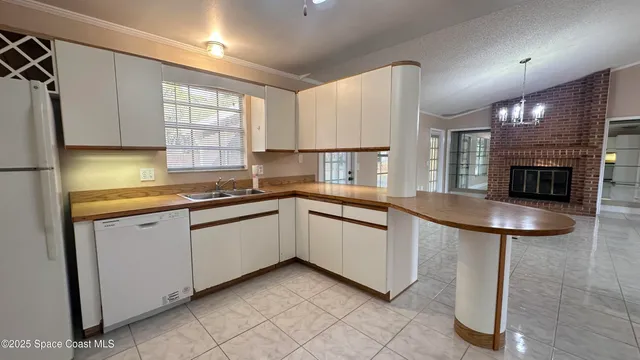 $2,700 | 301 Nesbitt Street, Palm Bay, FL 32907