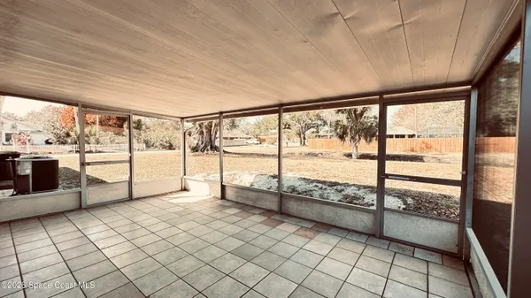 $2,700 | 301 Nesbitt Street, Palm Bay, FL 32907