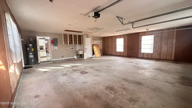 $2,700 | 301 Nesbitt Street, Palm Bay, FL 32907