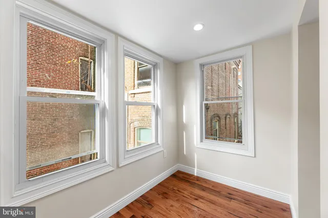 $1,550 | 25 1/2 Peace Street, Trenton, NJ 08608