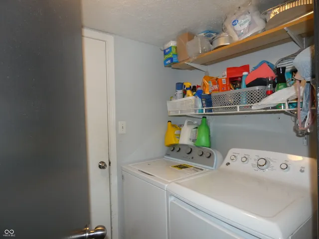 $329,900 | 6714 Colleens Way, Indianapolis, IN 46221