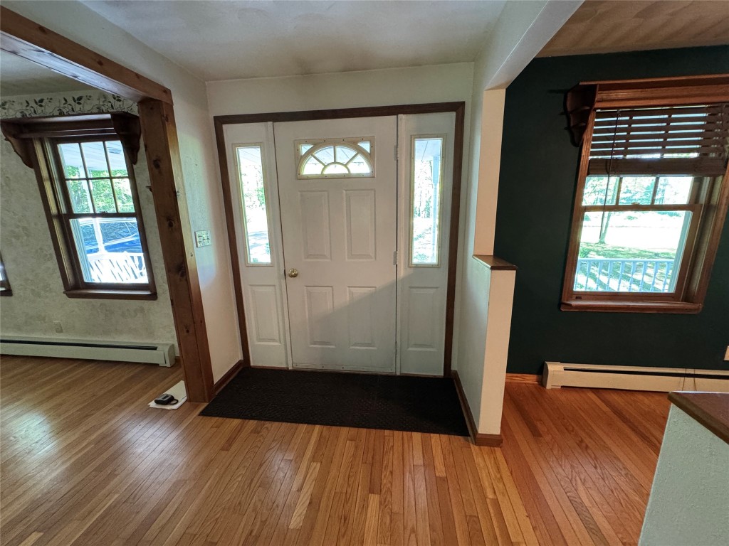 618 Brotzman Road Binghamton, NY 13901 - Photo 3 of 31 Gallery Image 3