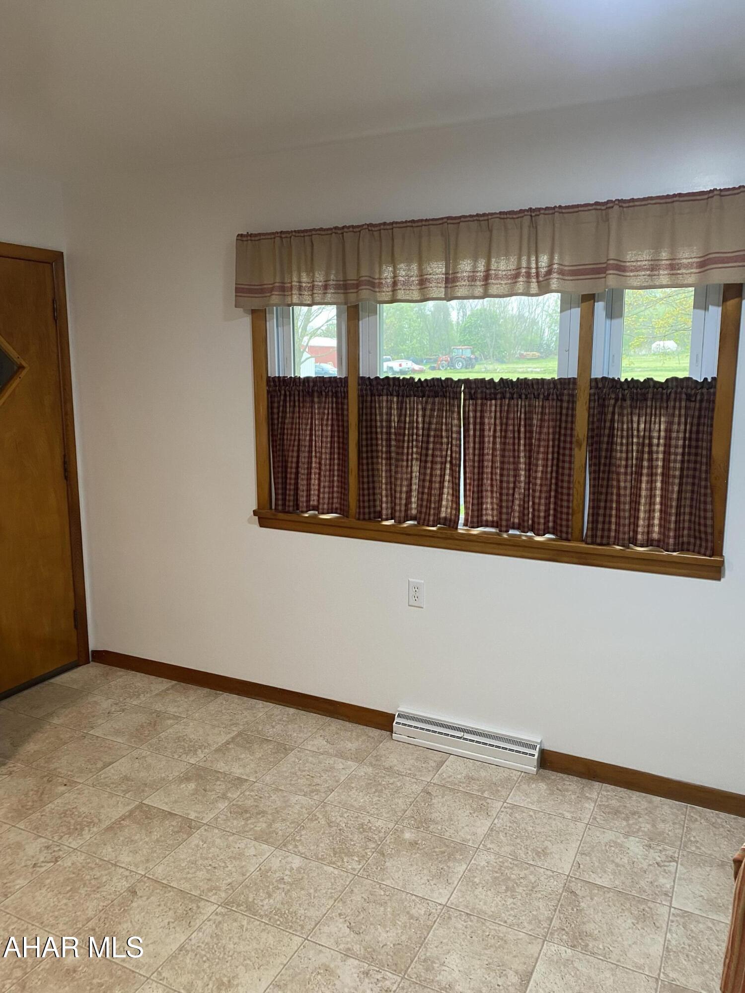 4967 Main Road Bedford, PA 15522 - Photo 5 of 16