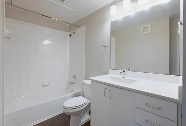 $969 | 10505 I-35 Frontage Road South, Unit 723, Austin, TX 78747