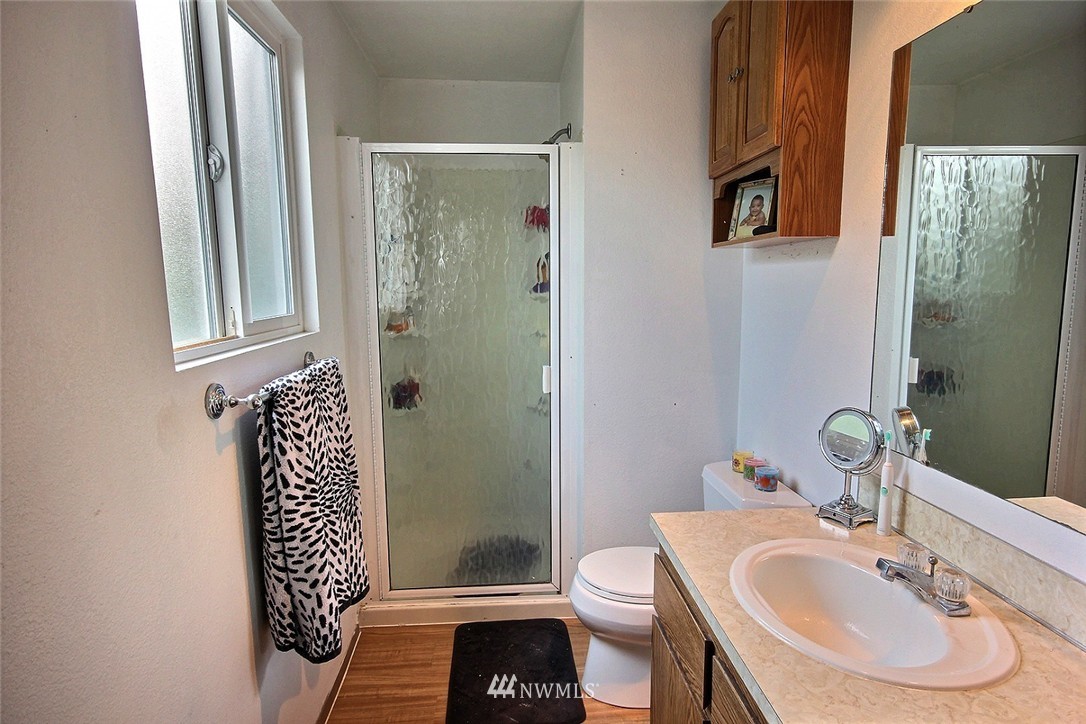 2316 Southeast 21st Street Renton, WA 98055 - Photo 11 of 19 Gallery Image 11