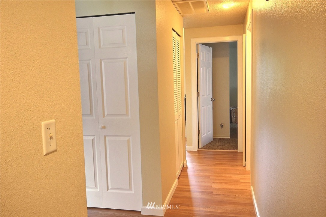 2316 Southeast 21st Street Renton, WA 98055 - Photo 12 of 19 Gallery Image 12