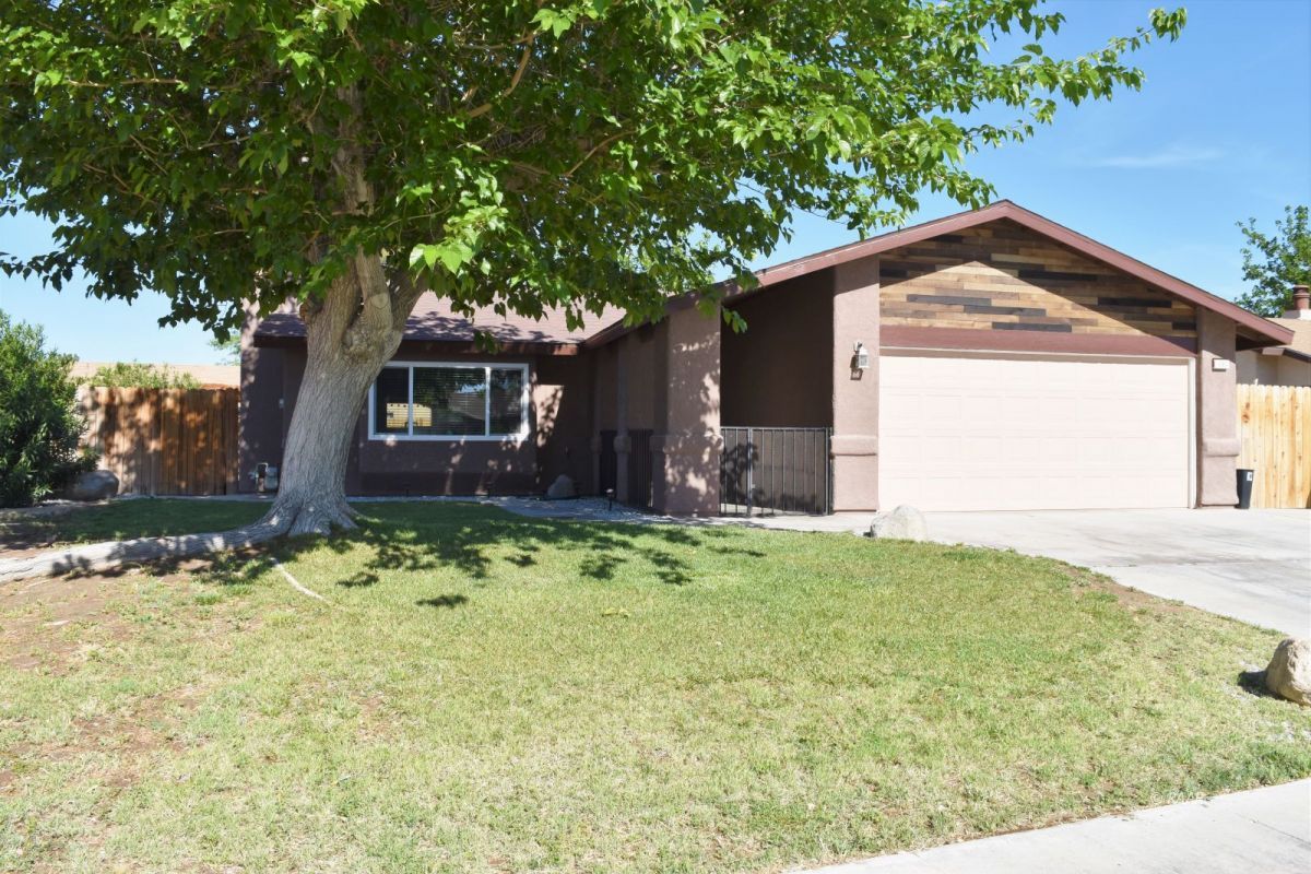 131 Jacquelyn Court Ridgecrest, CA 93555 - Photo 1 of 1