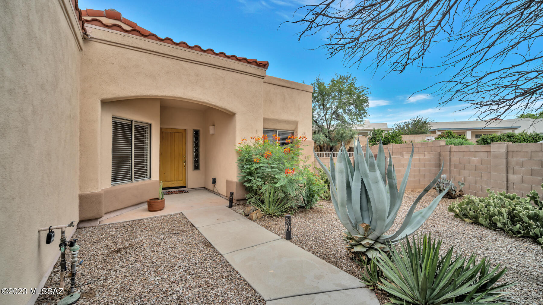 360 Crescendo Court Tucson, AZ 85737 - Photo 6 of 33