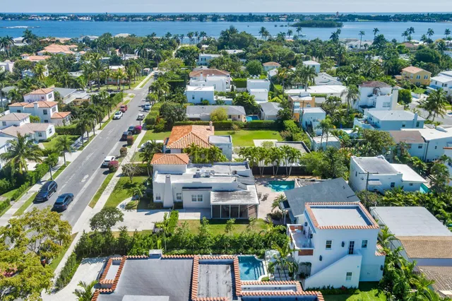 $3,290,000 | 222 Greenwood Drive, West Palm Beach, FL 33405