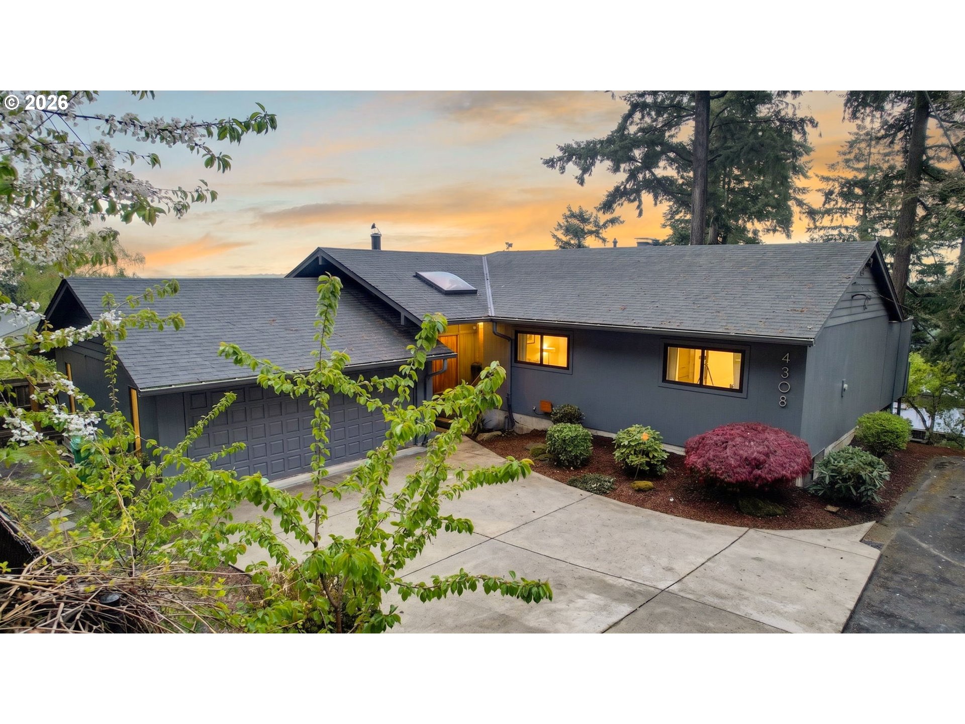 4308 Southwest Chesapeak Avenue Portland, OR 97239 - Photo 1 of 48