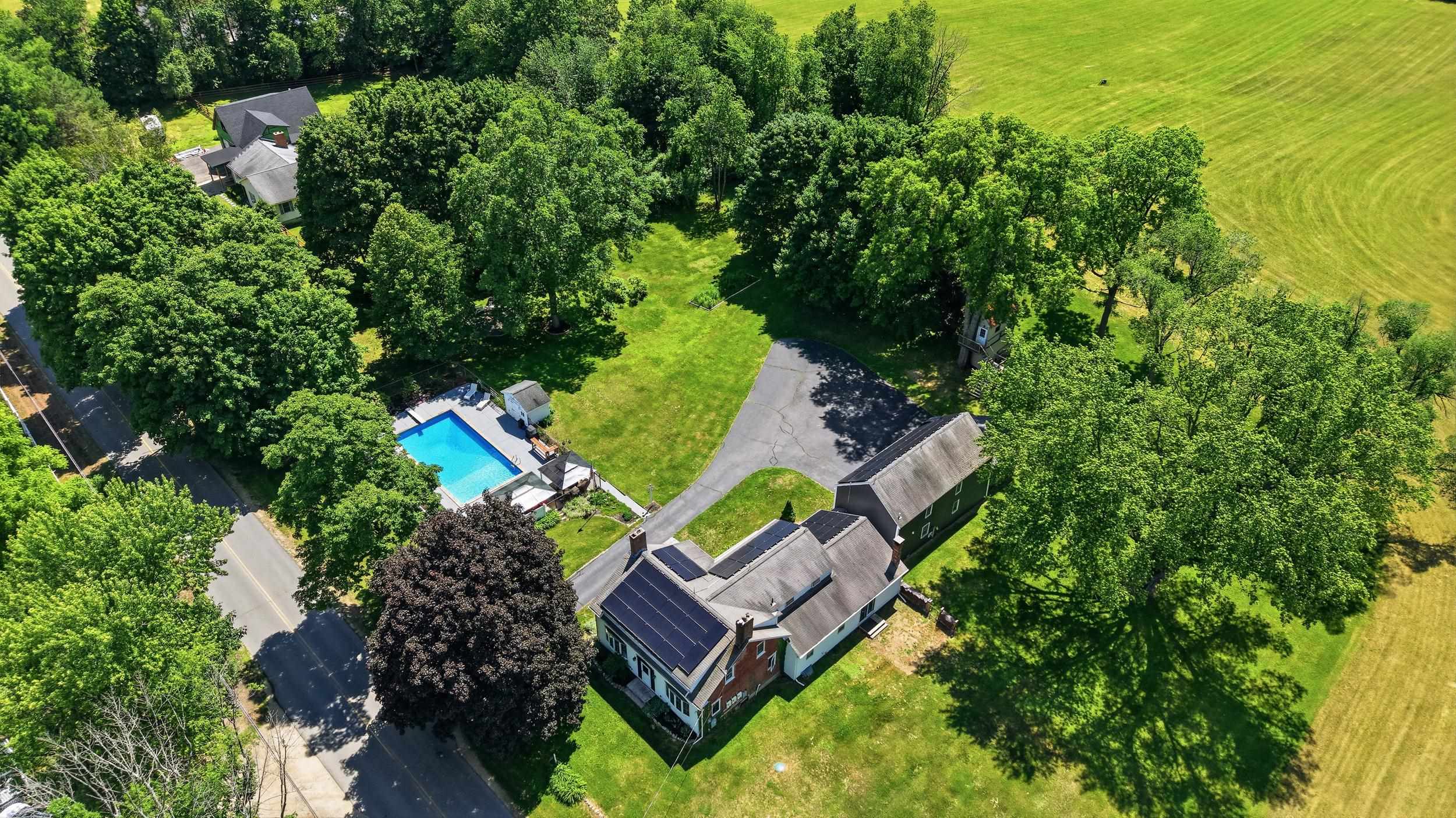 131 Clement Road Rollinsford, NH 03869 - Photo 5 of 59