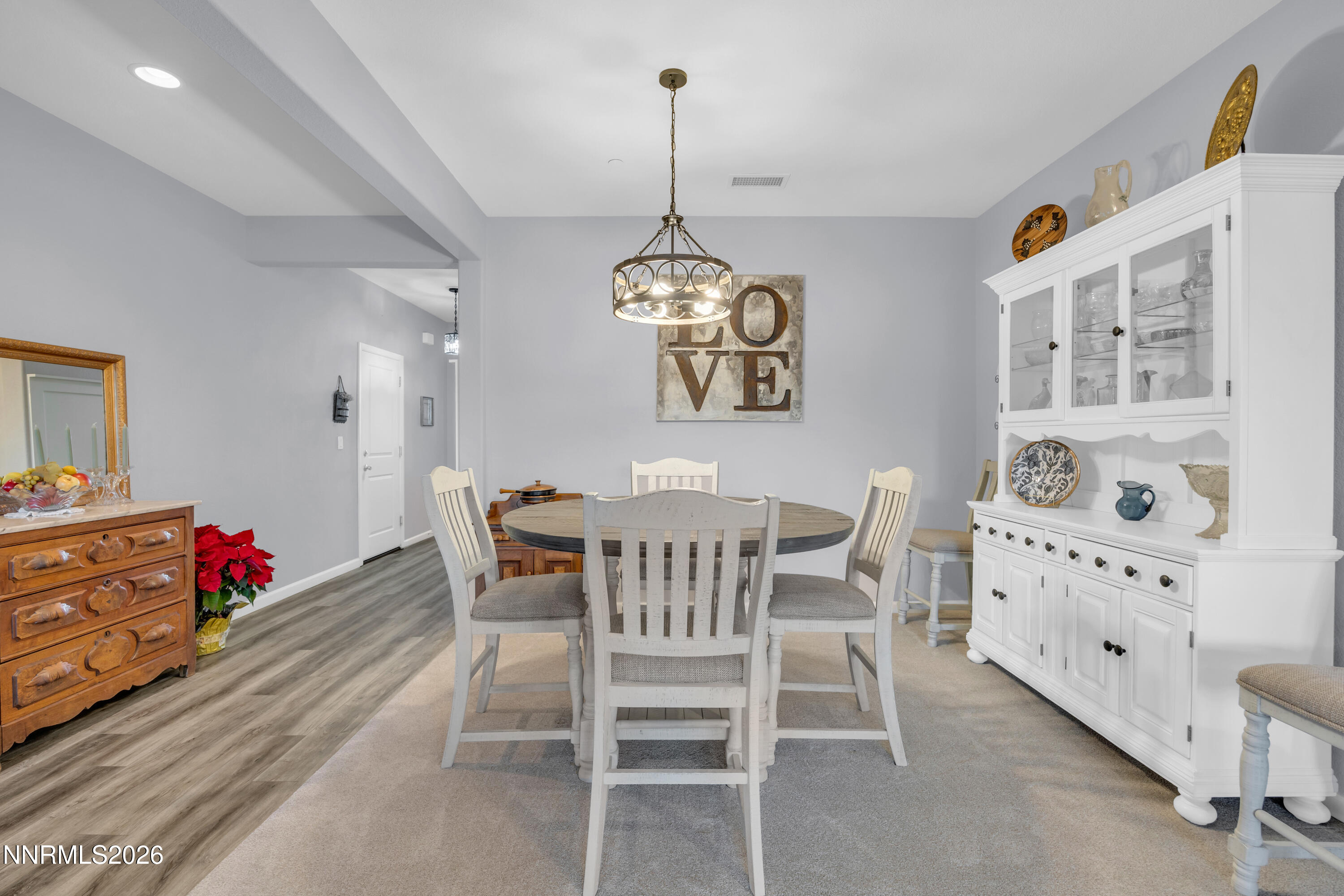 2823 Kimberlite Road Sparks, NV 89436 - Photo 12 of 33 Dining