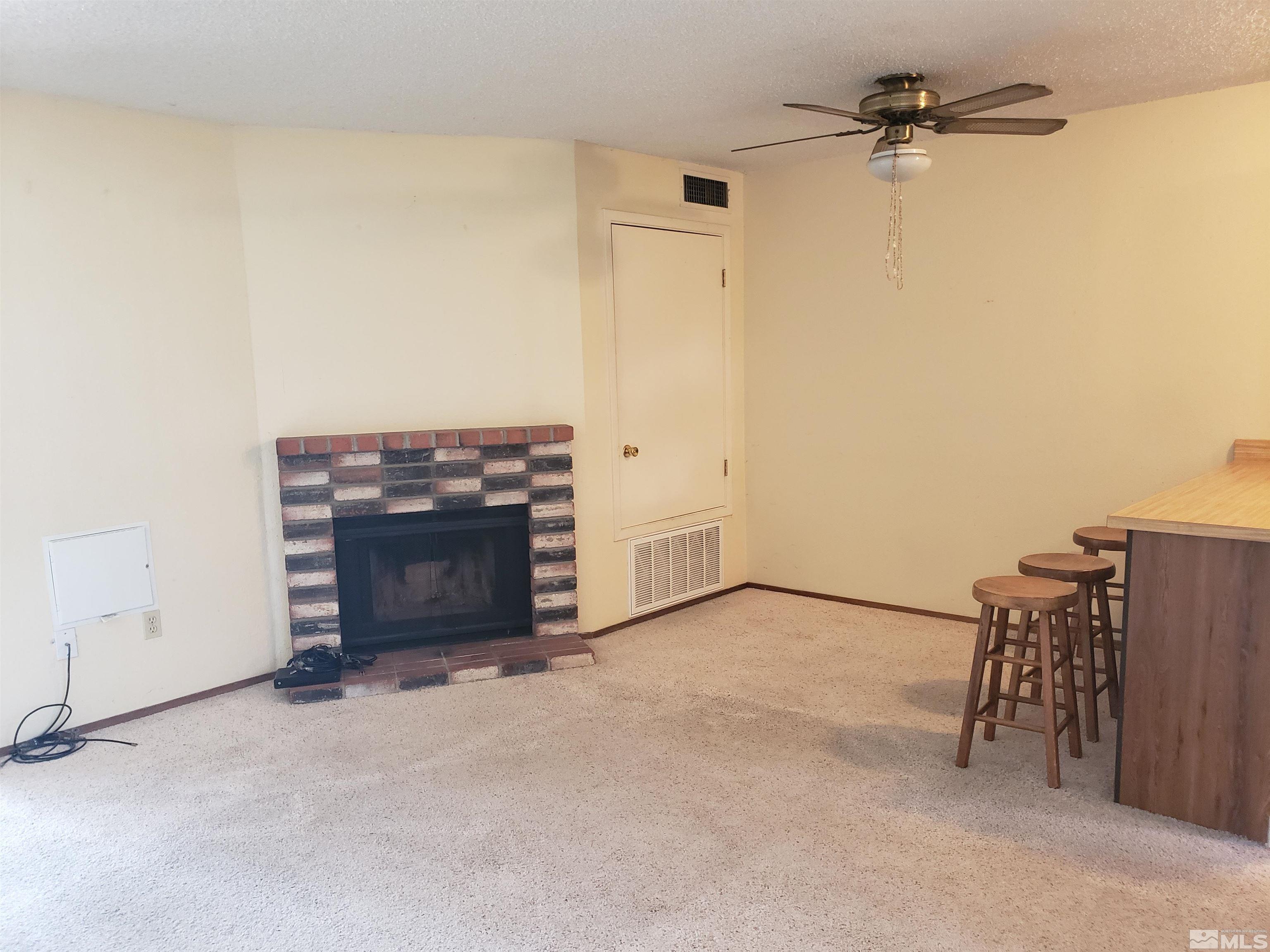 4380 Matich Drive Reno, NV 89502 - Photo 4 of 10 Photo 4