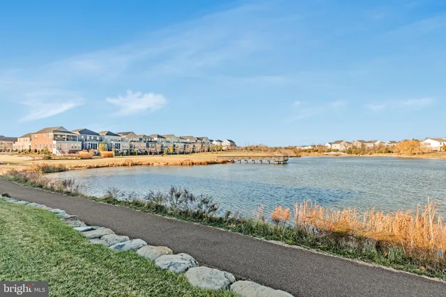 $989,900 | 23731 September Sun Square, Ashburn, VA 20148