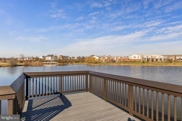 $989,900 | 23731 September Sun Square, Ashburn, VA 20148