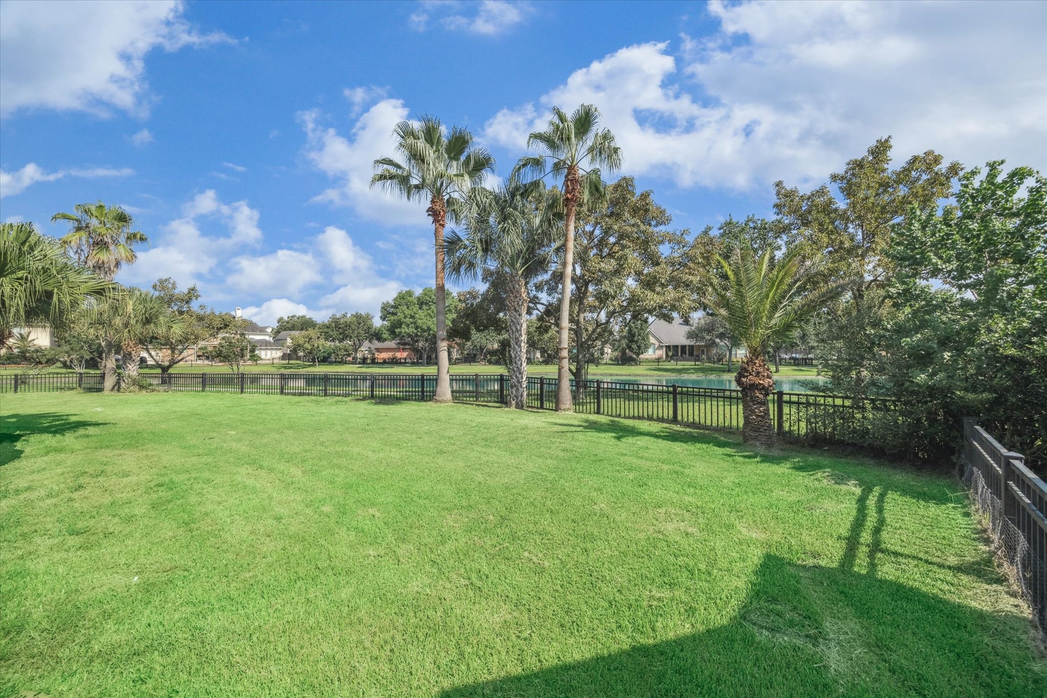 22522 Rippling Shore Court Katy, TX 77494 - Photo 38 of 41 a view of a park
