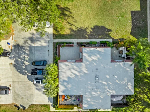 $2,000 | 2930 Southwest Sunset Trace Circle, Palm City, FL 34990