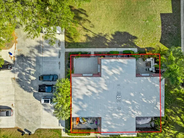 $2,000 | 2930 Southwest Sunset Trace Circle, Palm City, FL 34990