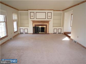 134 Lester Avenue Shillington, PA 19607 - Photo 4 of 6 Family Room