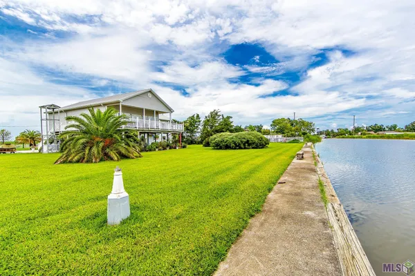 $299,900 | 2269 Brady Road, Theriot, LA 70397