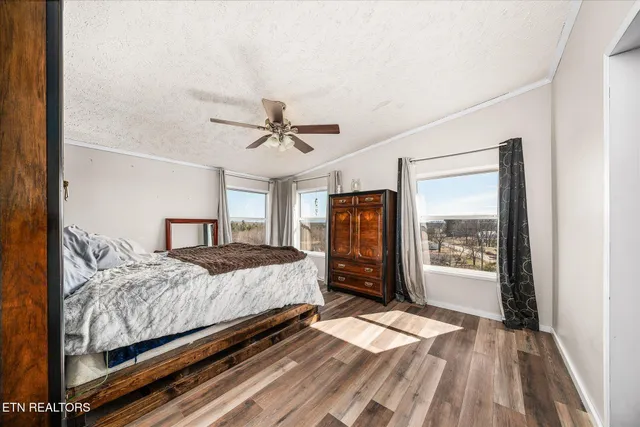 $347,500 | 102 Flat Rock Road, Deer Lodge, TN 37726