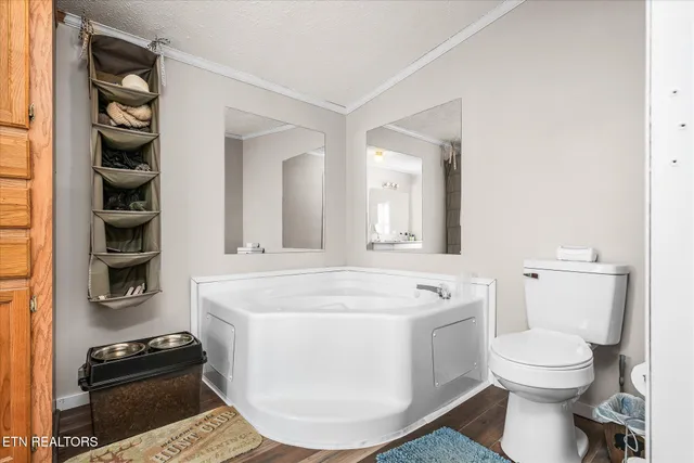 $347,500 | 102 Flat Rock Road, Deer Lodge, TN 37726