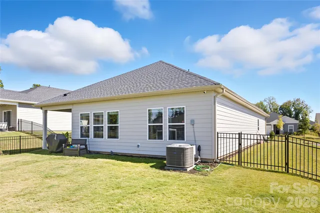 $490,500 | 2023 Merida Street, Charlotte, NC 28214