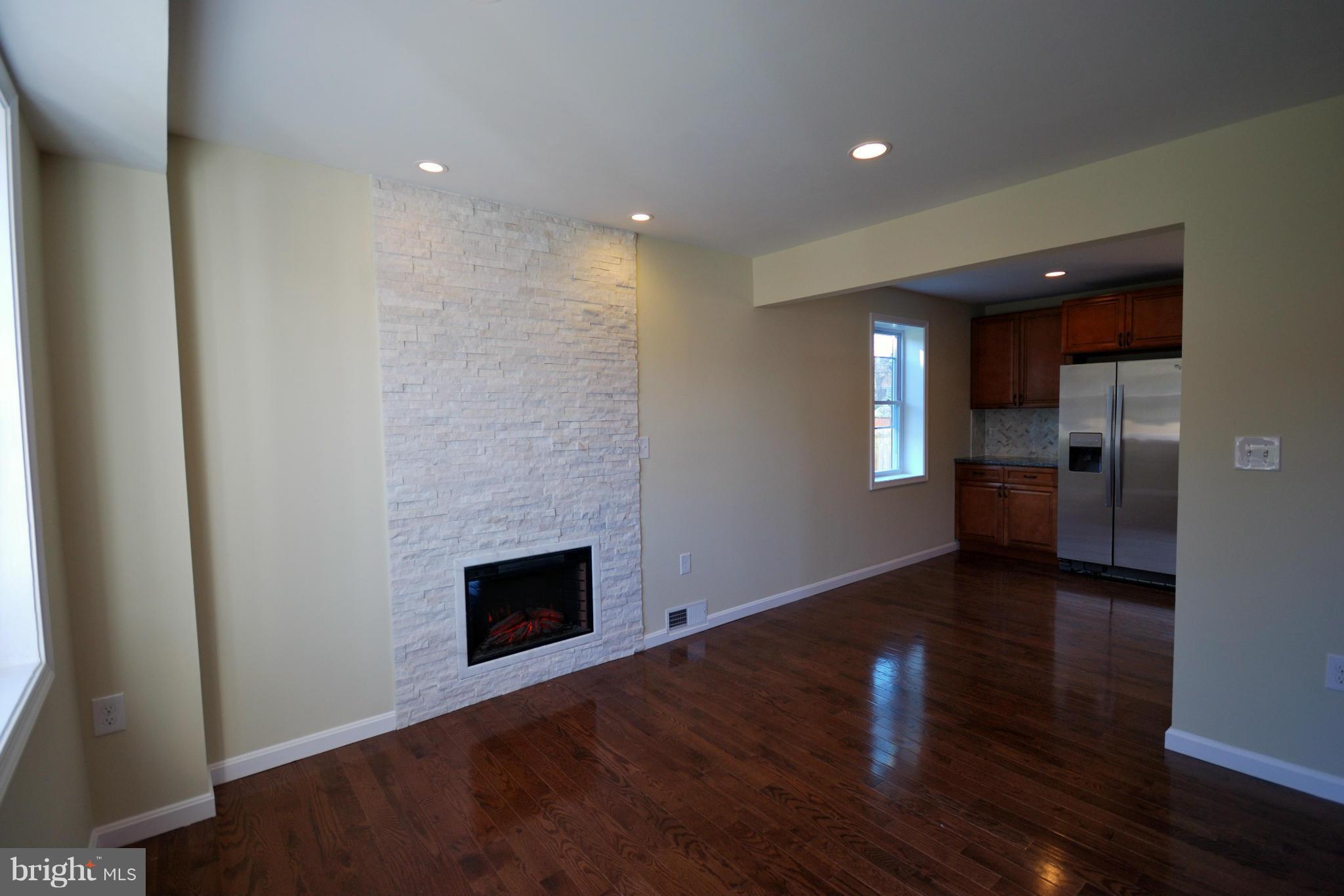 3520 Hillsmere Road Baltimore, MD 21207 - Photo 2 of 23 Living Room