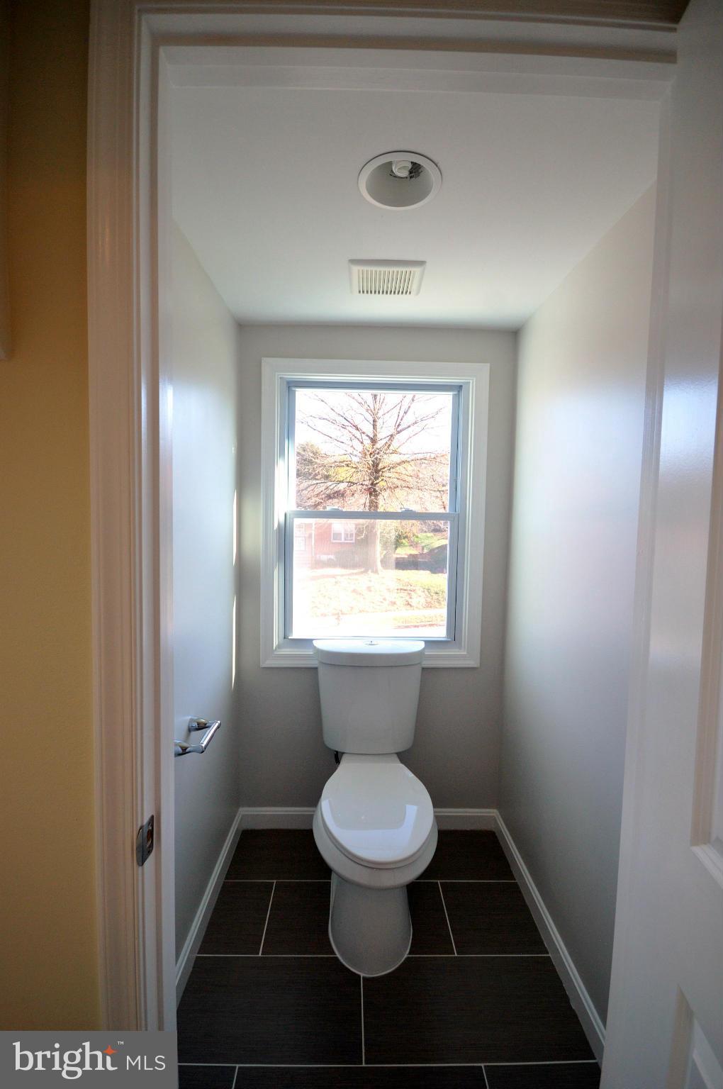 3520 Hillsmere Road Baltimore, MD 21207 - Photo 13 of 23 Bath (Master)