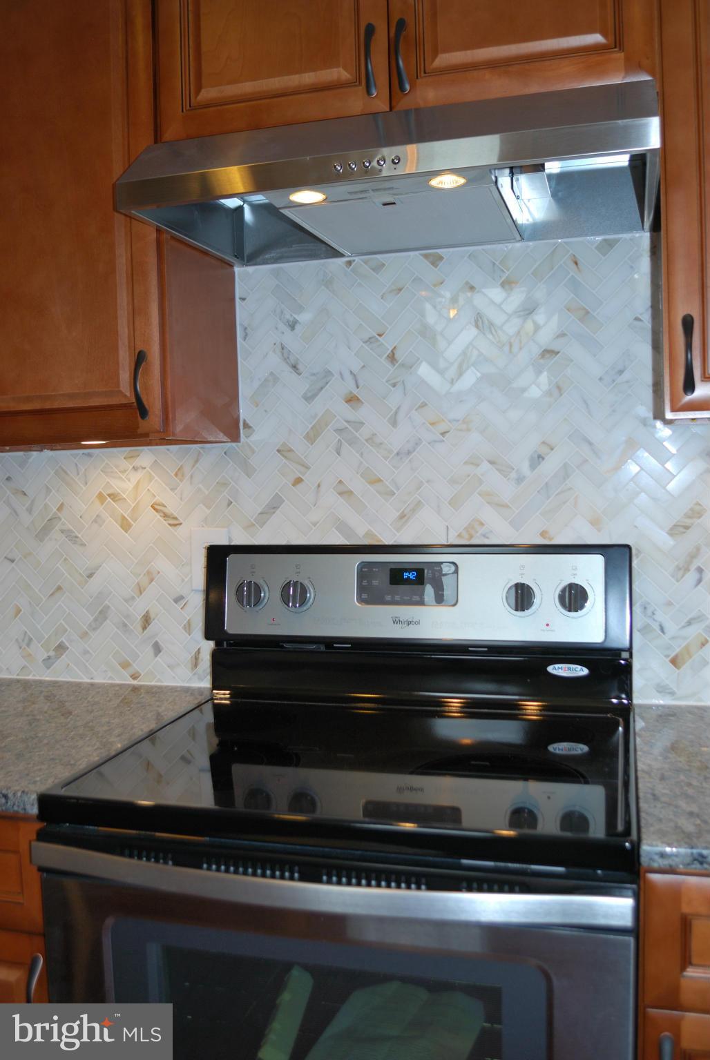 3520 Hillsmere Road Baltimore, MD 21207 - Photo 5 of 23 Kitchen
