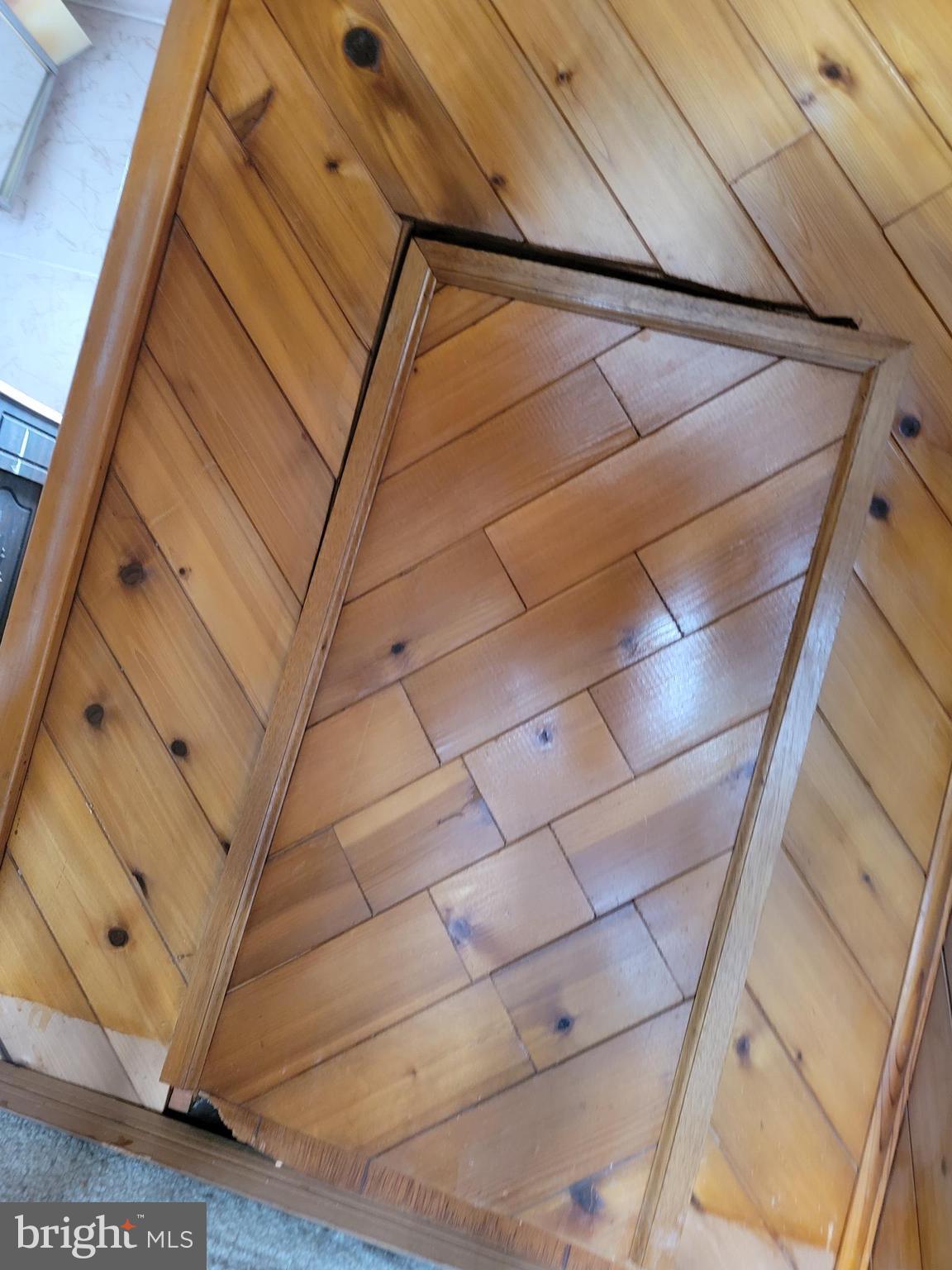 3509 Sollers Point Road Baltimore, MD 21222 - Photo 17 of 28 knotted wood accents