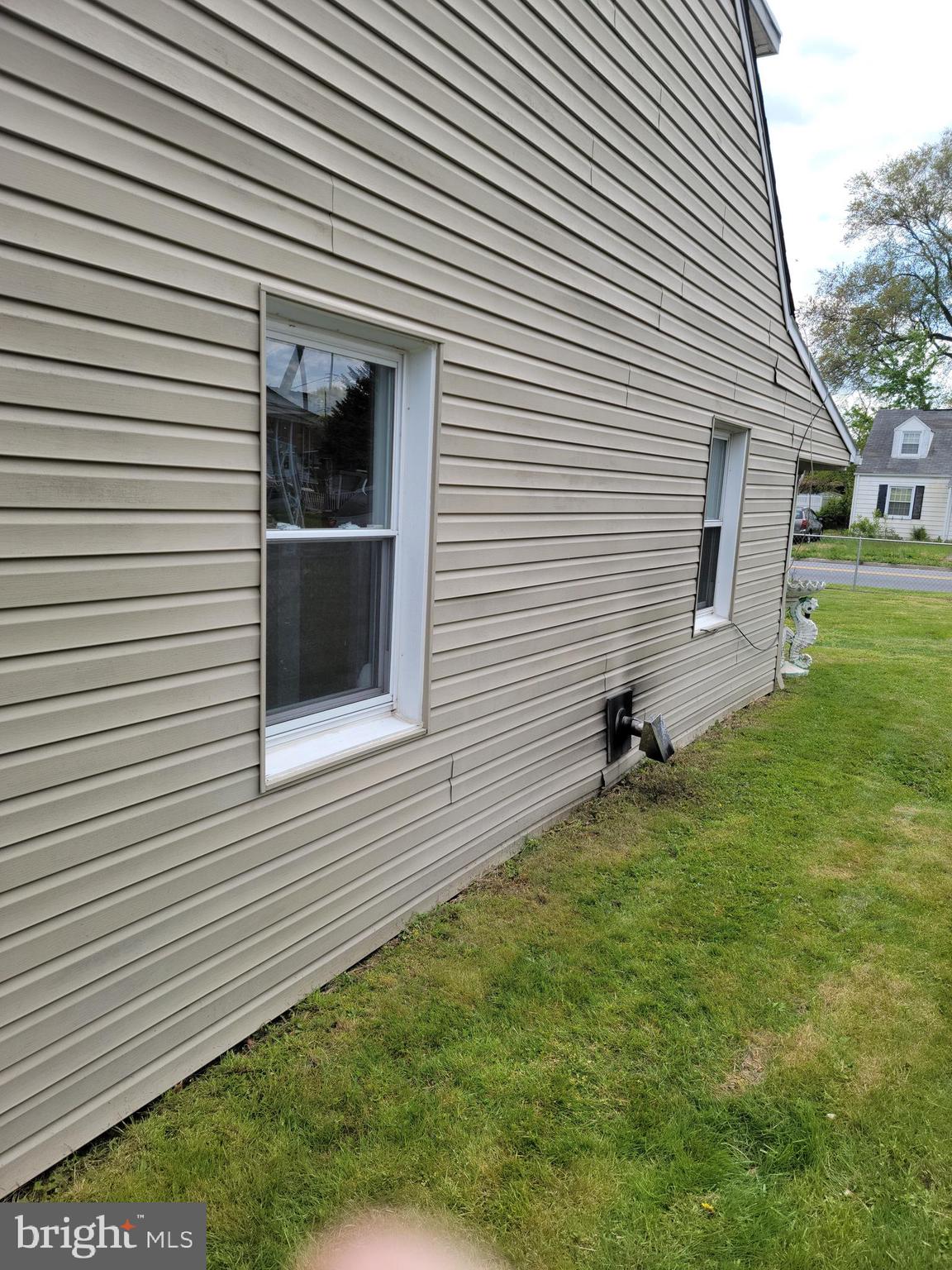 3509 Sollers Point Road Baltimore, MD 21222 - Photo 3 of 28