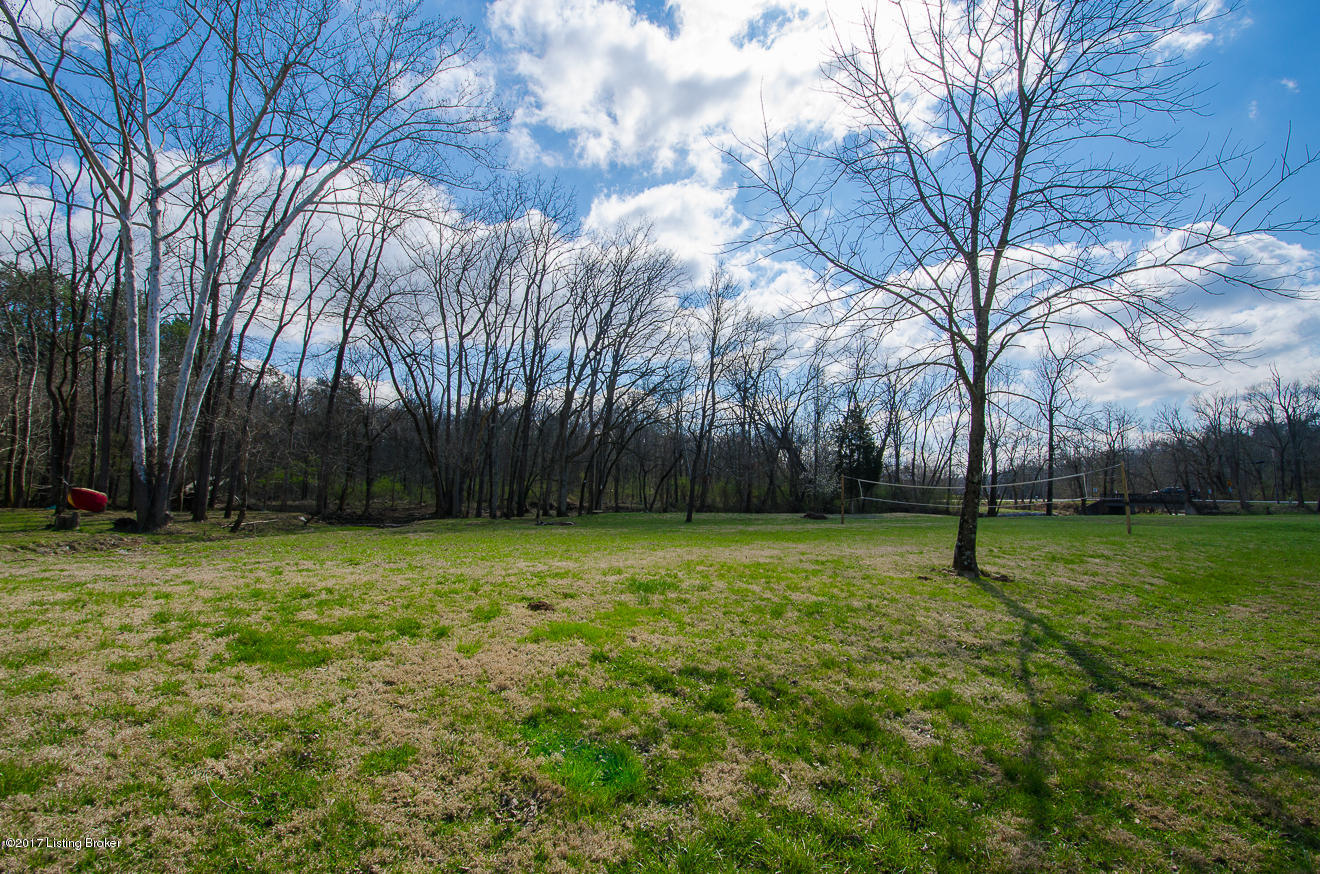 11001 Easum Road Louisville, KY 40299 - Photo 45 of 55 Backyard View