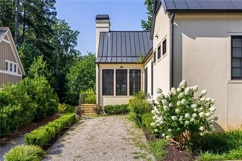 $665,000 | 377 Anders North, Chattahoochee Hills, GA 30268