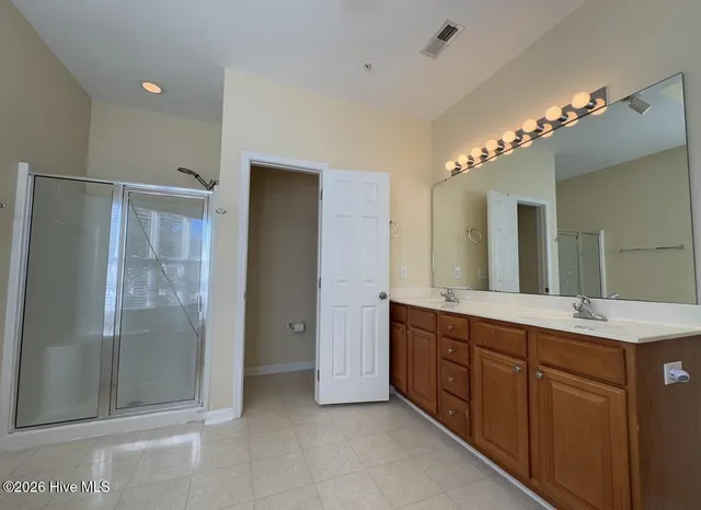 $1,550 | 211 Fullford Lane, Unit 204, Wilmington, NC 28412