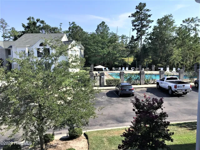 $1,550 | 211 Fullford Lane, Unit 204, Wilmington, NC 28412