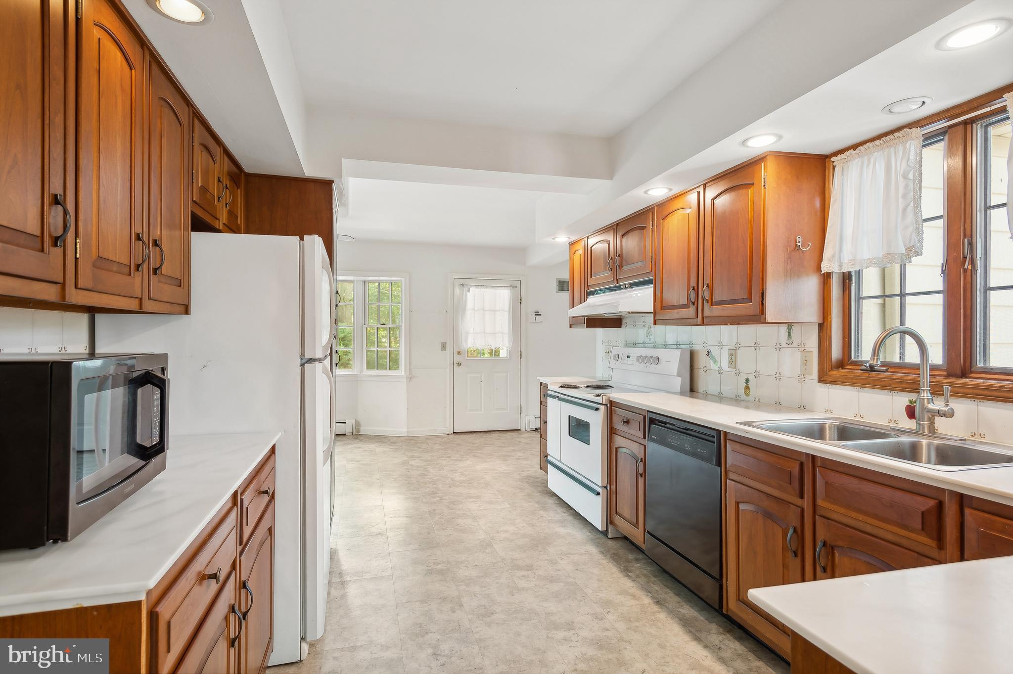 133 Carter Road Princeton, NJ 08540 - Photo 17 of 30