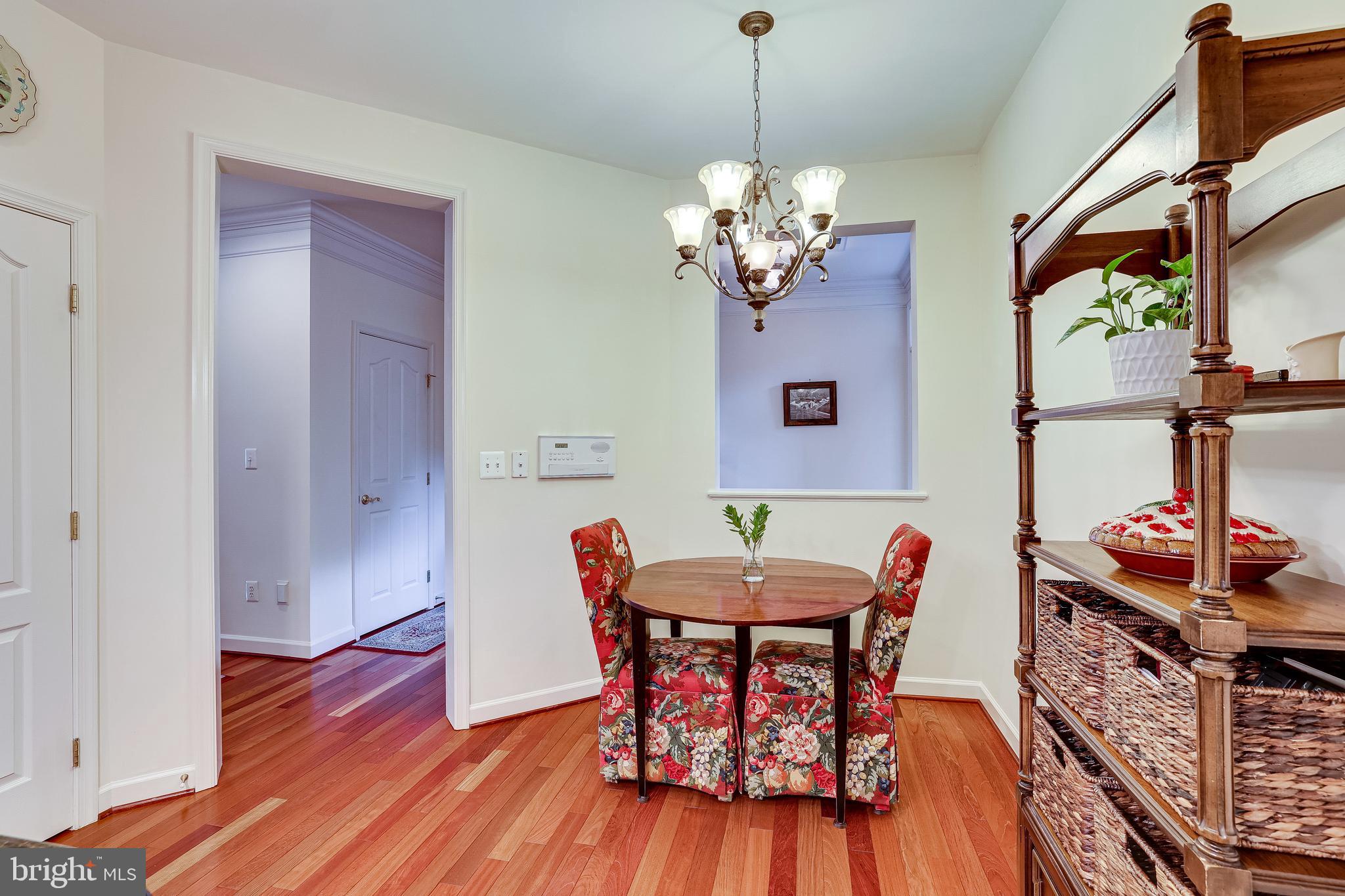 1933 Logan Manor Drive Reston, VA 20190 - Photo 19 of 120