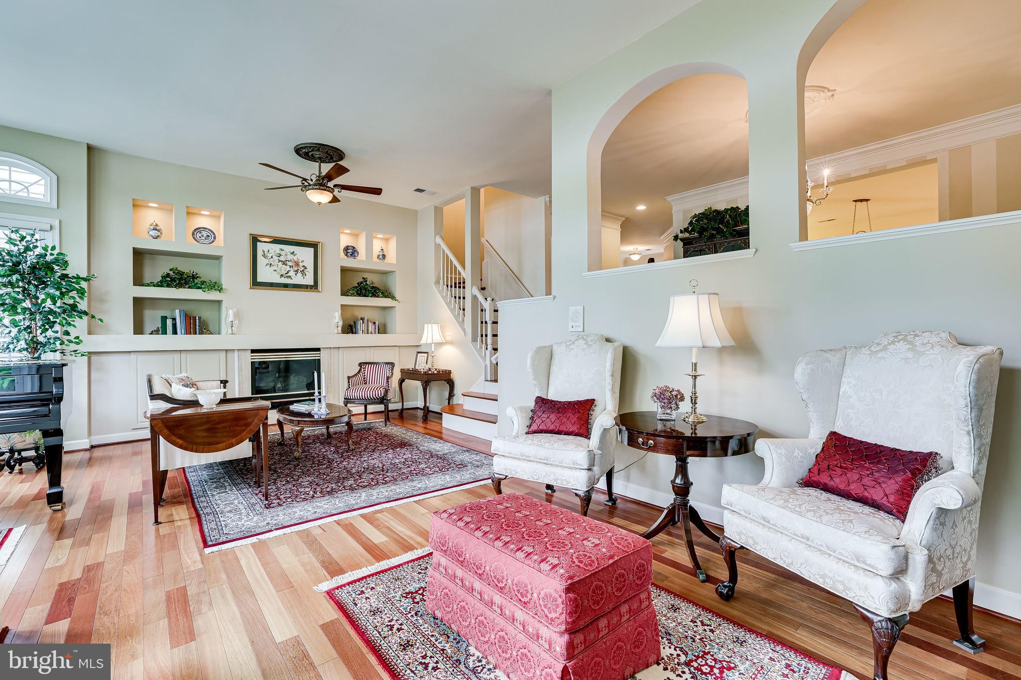 1933 Logan Manor Drive Reston, VA 20190 - Photo 35 of 120 Hardwood Flooring, Built in Cabinets