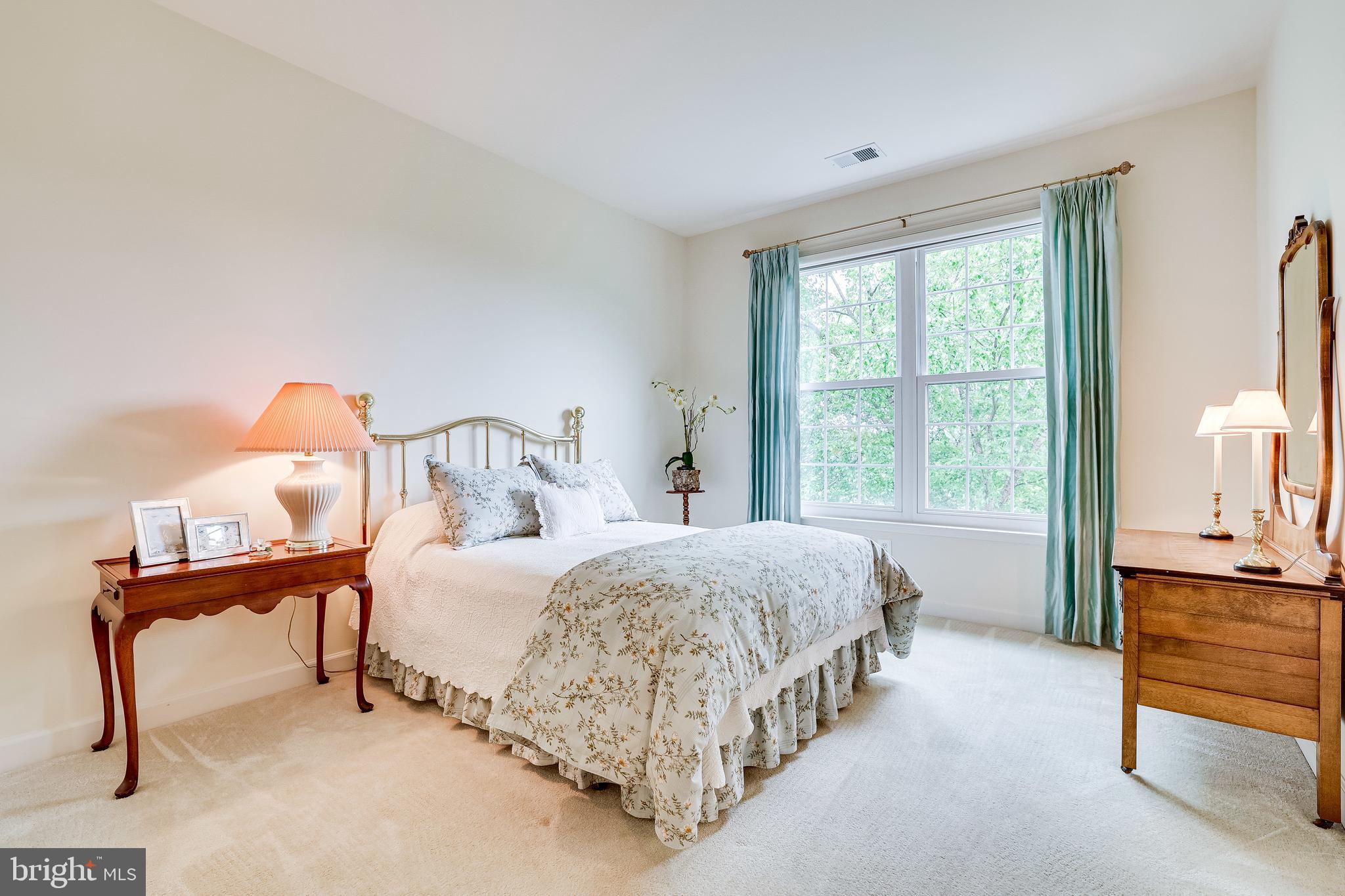 1933 Logan Manor Drive Reston, VA 20190 - Photo 63 of 120 Bedroom #2