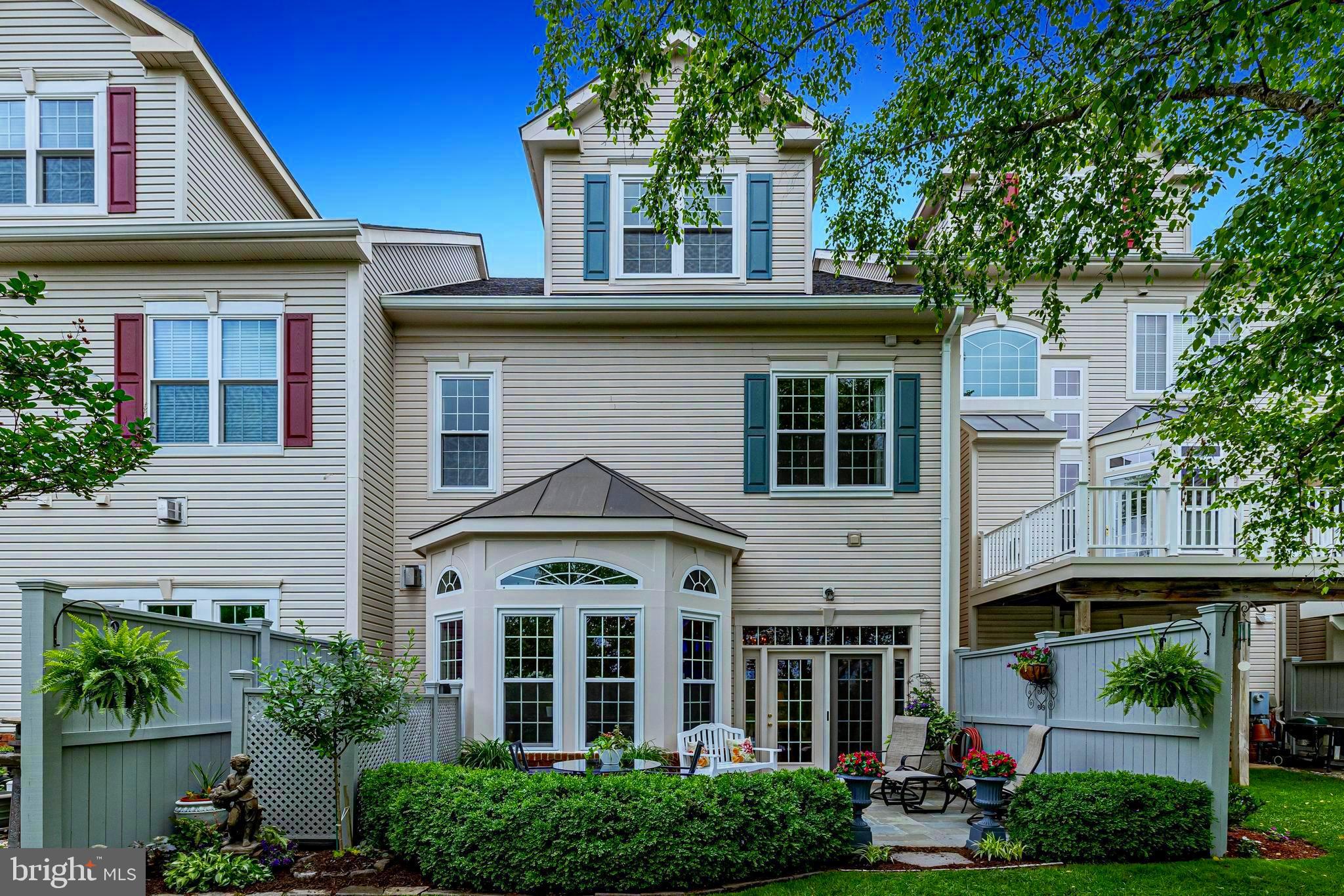 1933 Logan Manor Drive Reston, VA 20190 - Photo 85 of 120