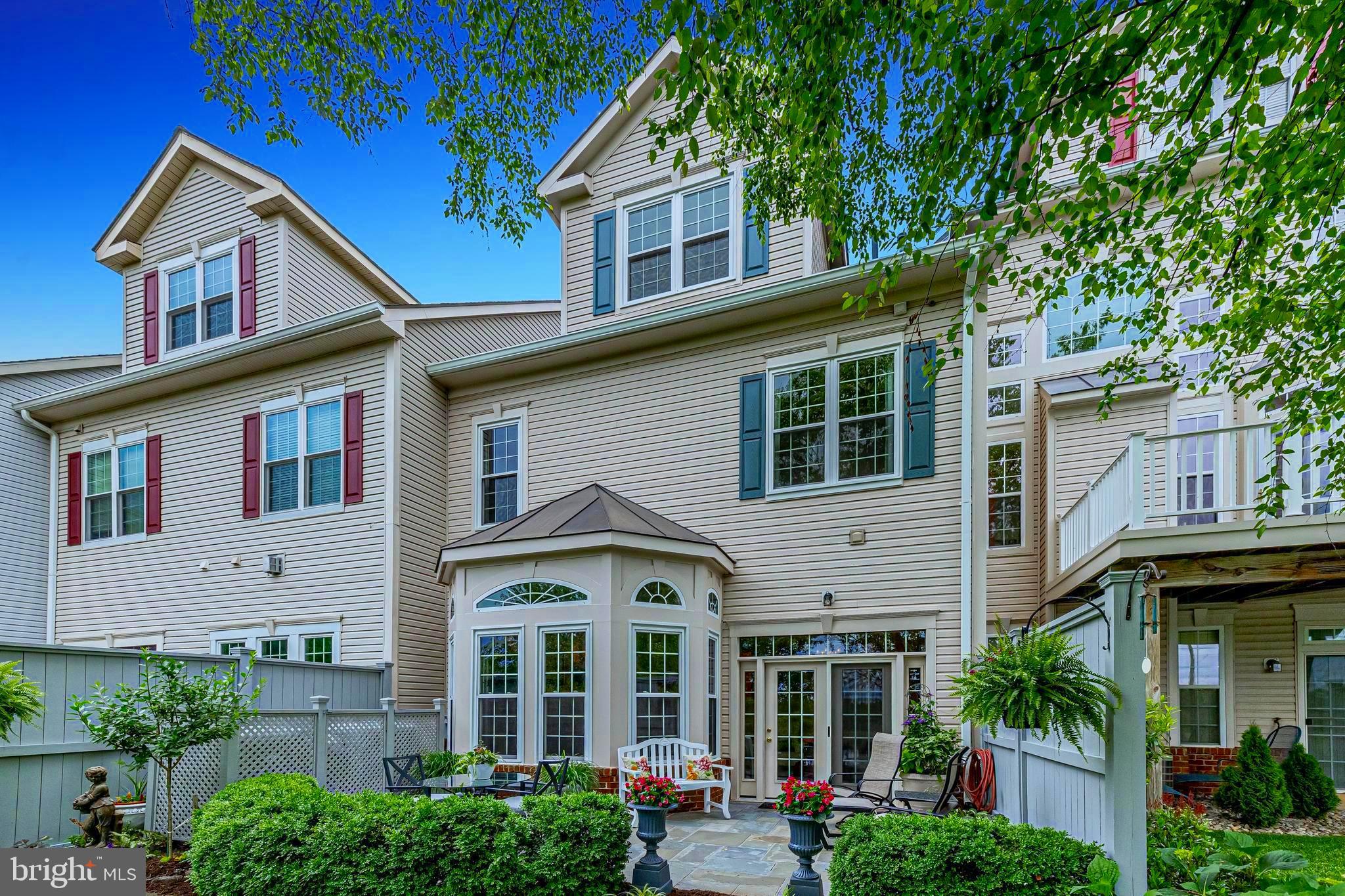 1933 Logan Manor Drive Reston, VA 20190 - Photo 86 of 120