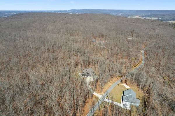 $1,538,000 | 1863 Lake Louisa Loop, Monteagle, TN 37356