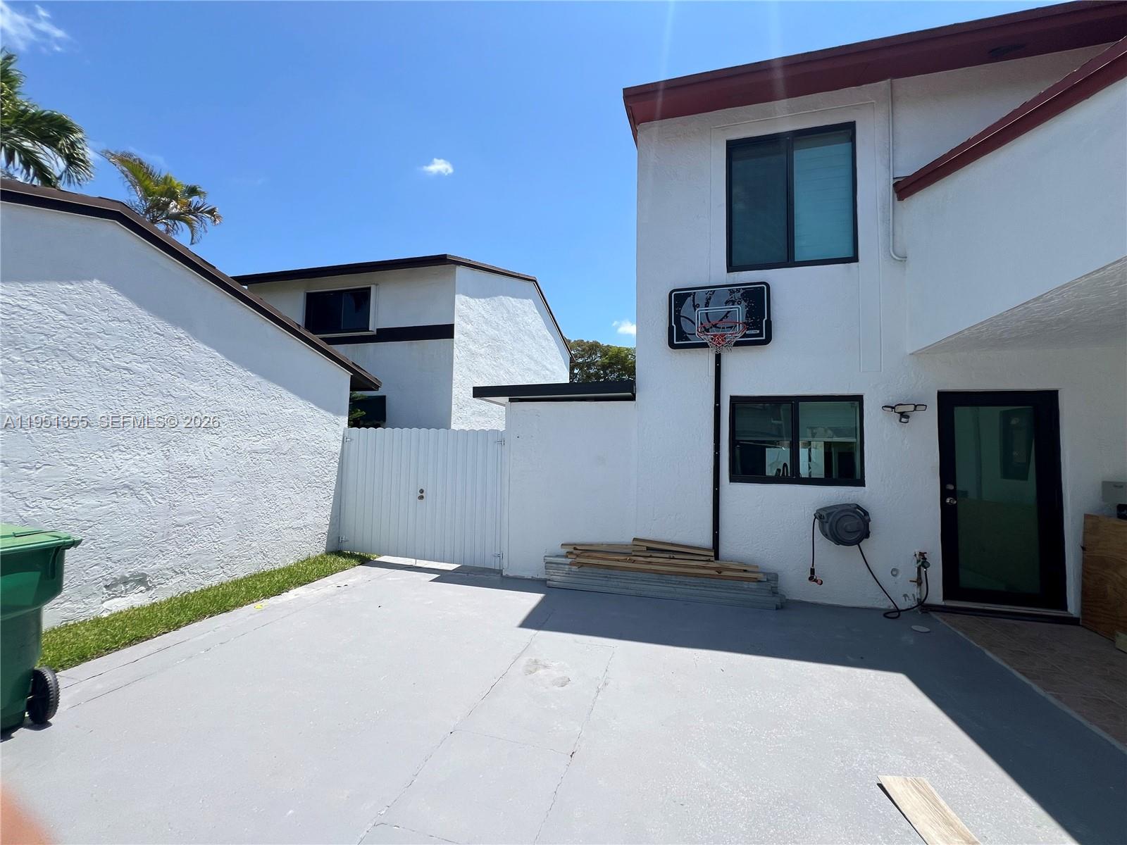 14720 Southwest 107th Terrace Miami, FL 33196 - Photo 11 of 18