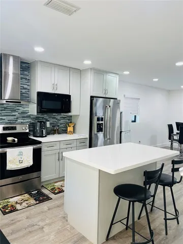 $3,950 | 14720 Southwest 107th Terrace, Miami, FL 33196