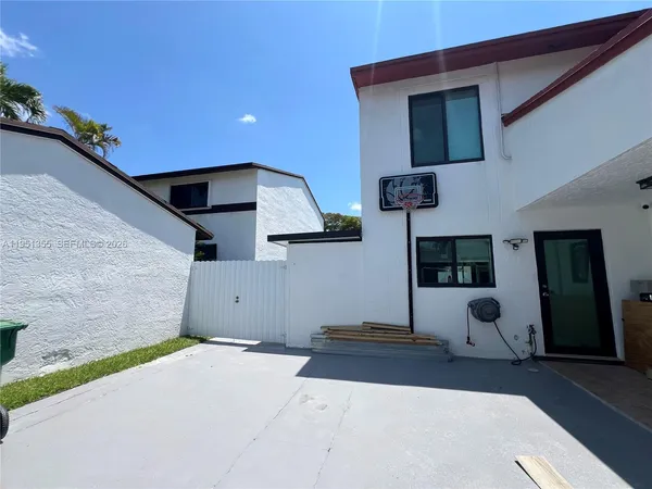 $3,790 | 14720 Southwest 107th Terrace, Miami, FL 33196