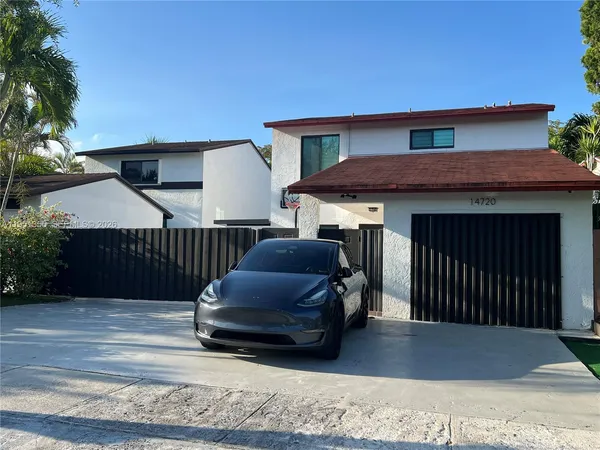 $3,790 | 14720 Southwest 107th Terrace, Miami, FL 33196