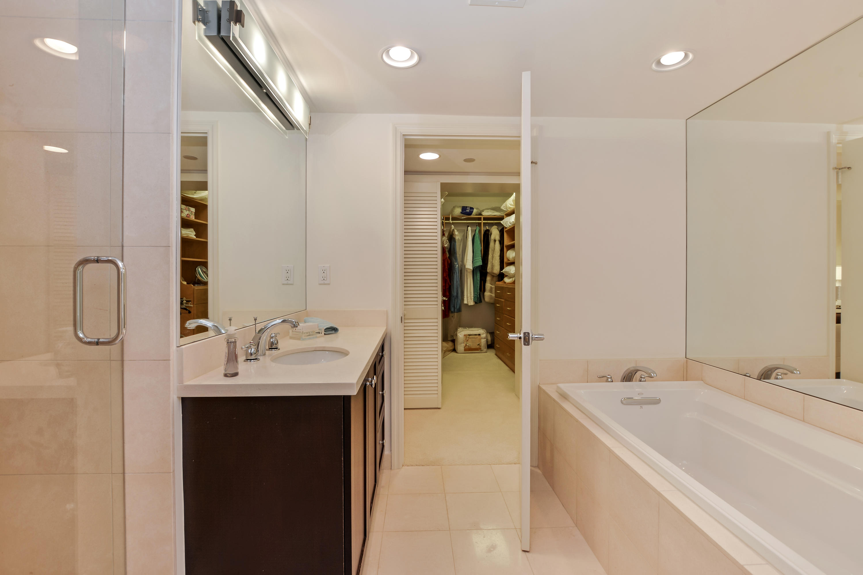 140 Southeast 5th Avenue, Unit 438 Boca Raton, FL 33432 - Photo 8 of 10 VHT-RX-10325608_6.jpg